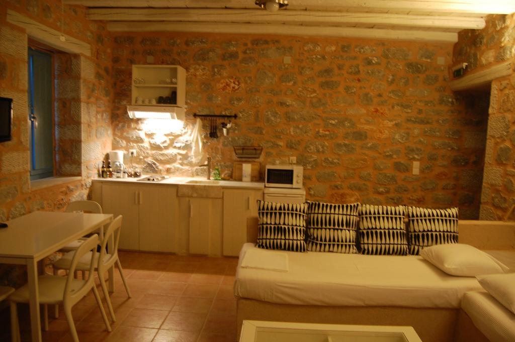 Philothea Guest House Mani Greece Mitziolena Екстериор снимка