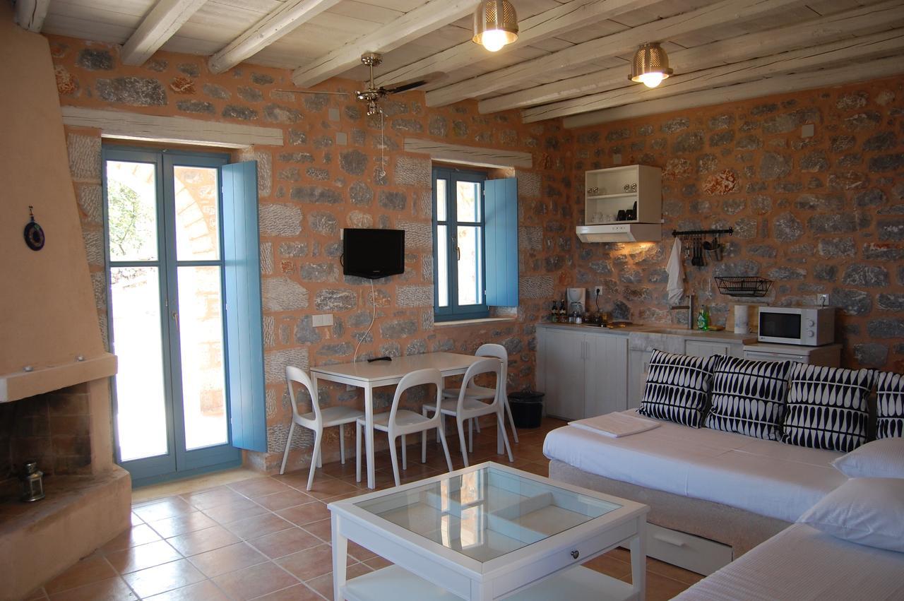 Philothea Guest House Mani Greece Mitziolena Екстериор снимка
