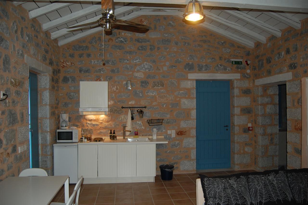 Philothea Guest House Mani Greece Mitziolena Екстериор снимка